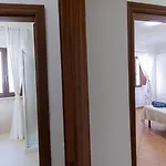I Ricordi Grande, Confortevole Ed Elegante Centro Storico 아파트