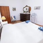 I Ricordi Grande, Confortevole Ed Elegante Centro Storico Appartement Nocera Umbra