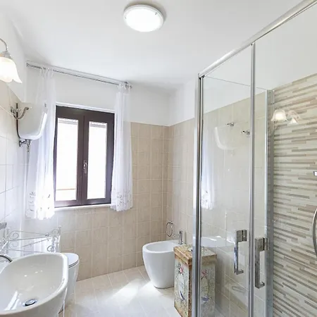 Апартаменты I Ricordi Grande, Confortevole Ed Elegante Centro Storico Ночера-Умбра